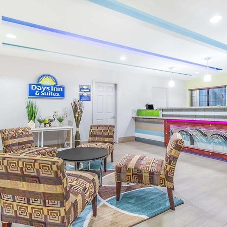 Days Inn & Suites By Wyndham Madisonville Exterior foto